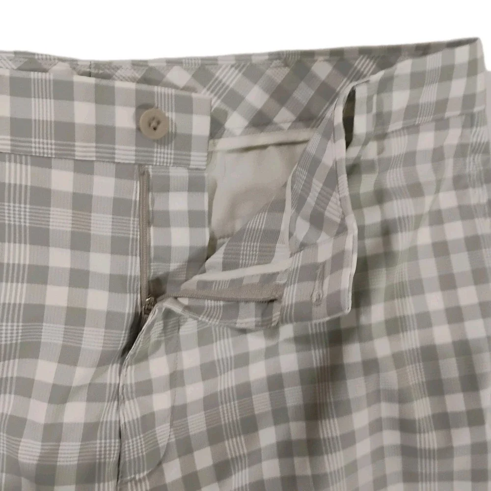 Nike Checkered White Grey Polyester Performance‎ Shorts Men's Sz 36 Lightweight